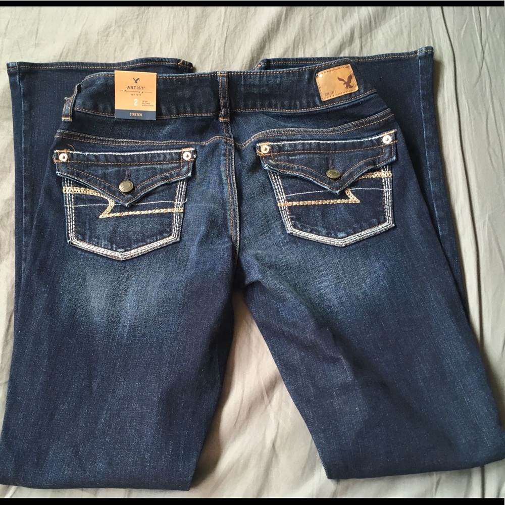 American Eagle Artist Jean with flap back pocket